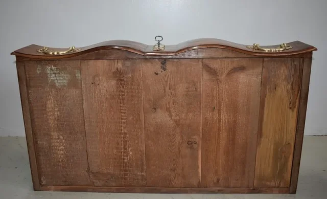Commode Arbalète Louis XIV en Bois Fruitiers XVIIIe