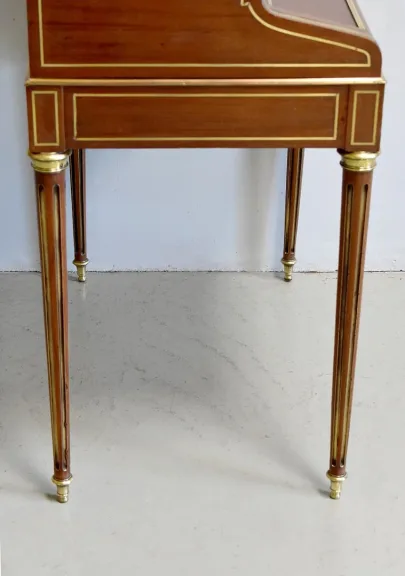 Petit bureau à cylindre et mécanisme – XIXème