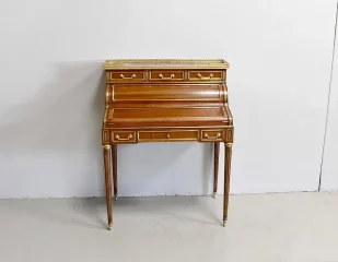Small office with cylinder and mechanism - XIXth
