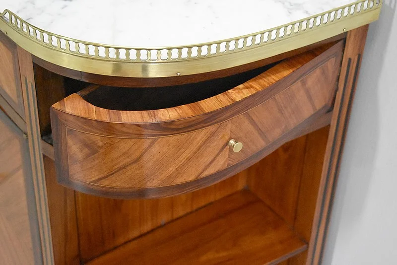 Small serving Louis XVI furniture between - two - nineteenth