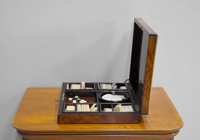 Very refined gaming cabinet - Napoleon III
