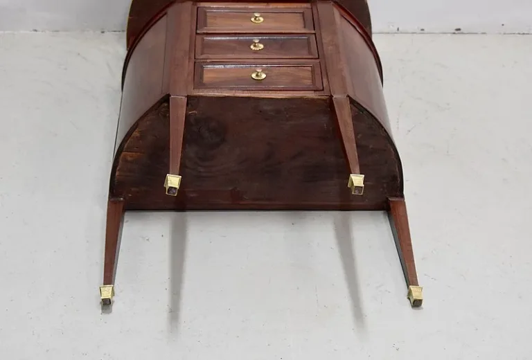 Small piece of furniture between half-moon - XVIII