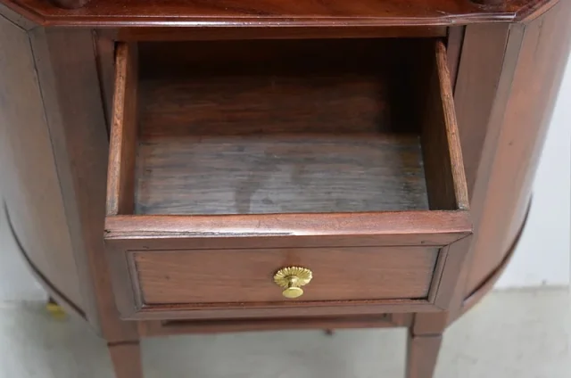Small piece of furniture between half-moon - XVIII