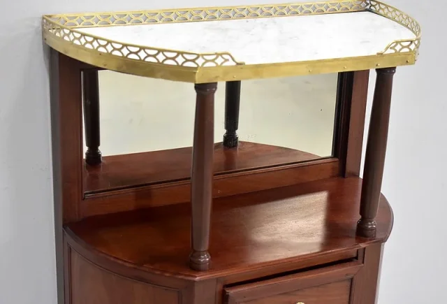 Small piece of furniture between half-moon - XVIII
