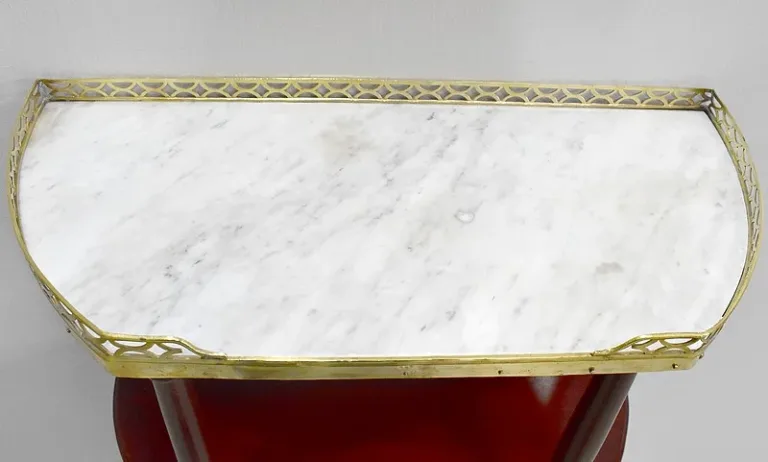 Small piece of furniture between half-moon - XVIII