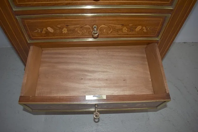 Secrétaire en Marqueterie Goût CHARLES X - XIXe
