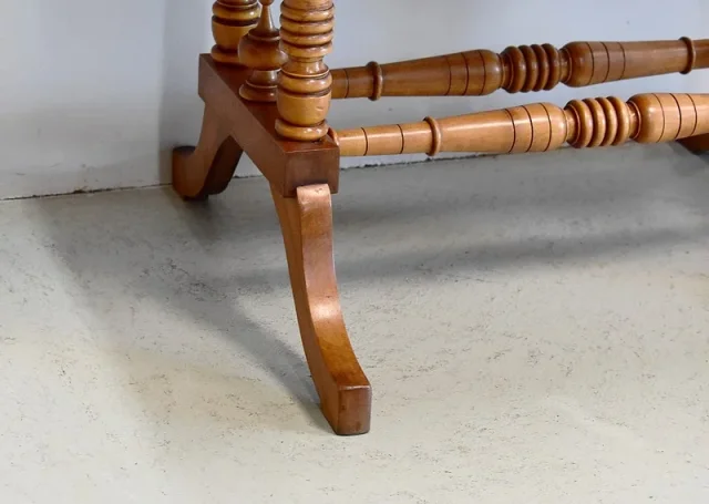 Small coffee table in Satin Wood - XIXth