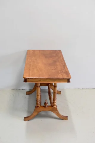 Small coffee table in Satin Wood - XIXth