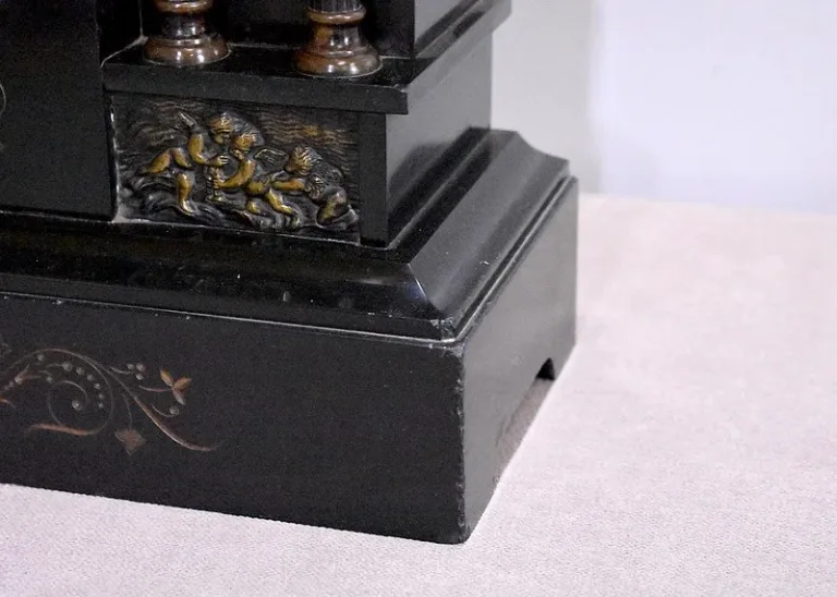 Pendule de Cheminée Napoléon III – 1900