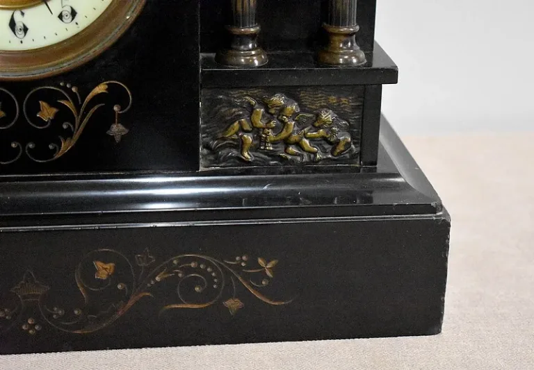 Pendule de Cheminée Napoléon III – 1900