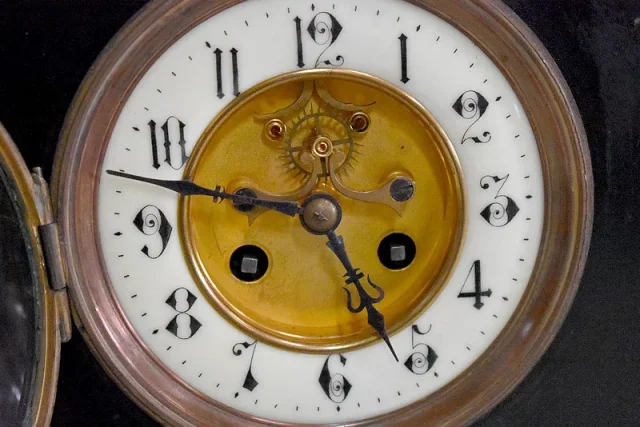 Pendule de Cheminée Napoléon III – 1900