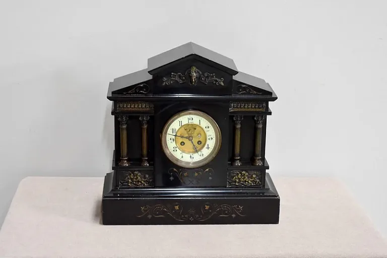Pendule de Cheminée Napoléon III – 1900