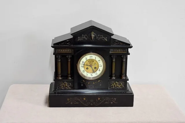 Pendule de Cheminée Napoléon III – 1900