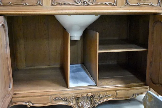 Exceptional bathroom furniture in Onyx - twentieth