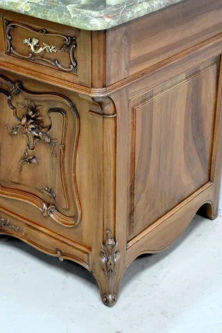 Exceptional bathroom furniture in Onyx - twentieth