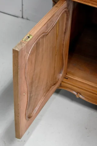 Exceptional bathroom furniture in Onyx - twentieth