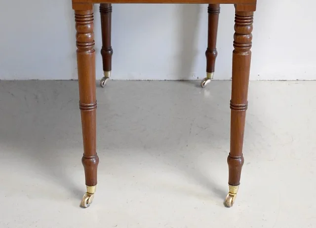 Small english Victorian table with shutters - XIXth
