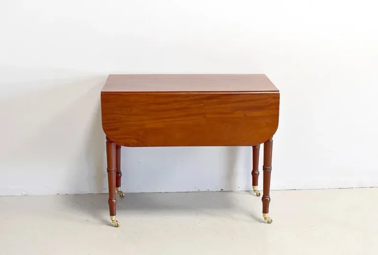 Small english Victorian table with shutters - XIXth