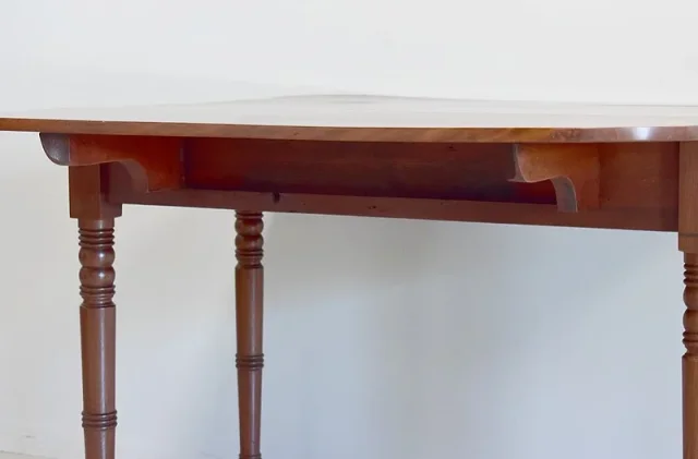 Small english Victorian table with shutters - XIXth