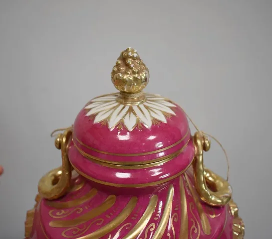 SEVRES PORZELLAN VASE