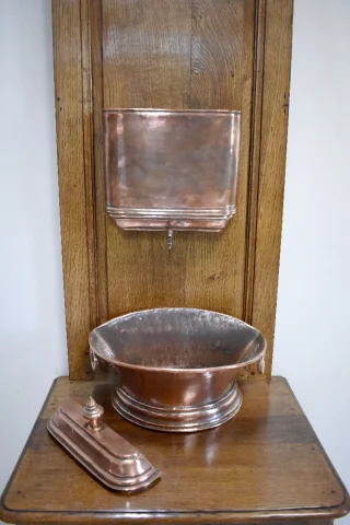 Fountain toilet cabinet - XIXth