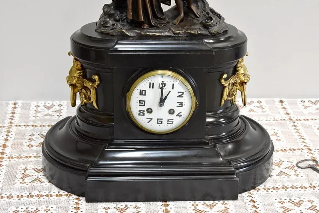 Pendule Napoléon III signée J. Pradier – XIXème