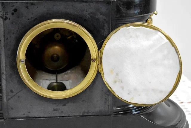 Pendule Napoléon III signée J. Pradier – XIXème