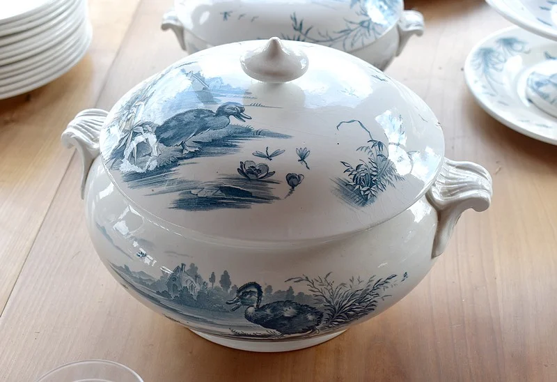 Important table service Earthenware Gien - late nineteenth