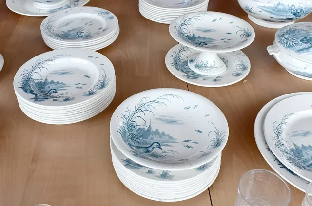 Important table service Earthenware Gien - late nineteenth