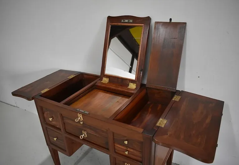 Coiffeuse Louis XVI pour Homme en Acajou XVIIIe