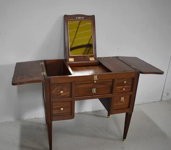 Coiffeuse Louis XVI pour Homme en Acajou XVIIIe