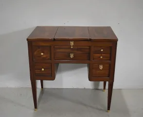 Coiffeuse Louis XVI pour Homme en Acajou XVIIIe