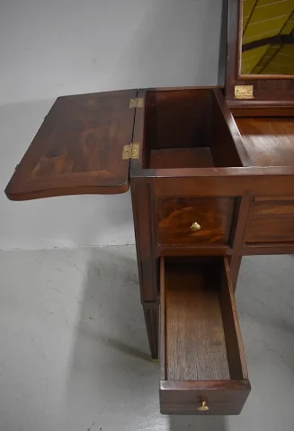 Coiffeuse Louis XVI pour Homme en Acajou XVIIIe