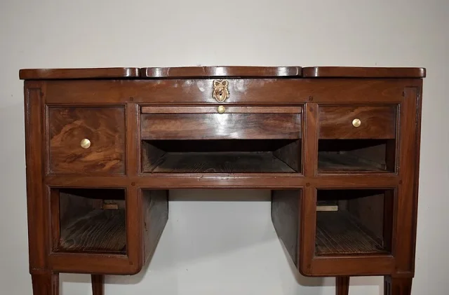 Coiffeuse Louis XVI pour Homme en Acajou XVIIIe