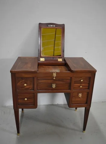 Coiffeuse Louis XVI pour Homme en Acajou XVIIIe