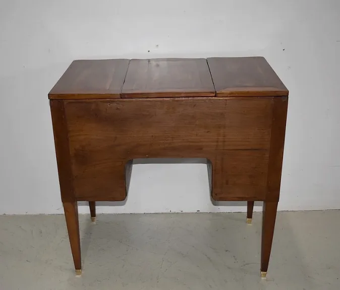 Coiffeuse Louis XVI pour Homme en Acajou XVIIIe