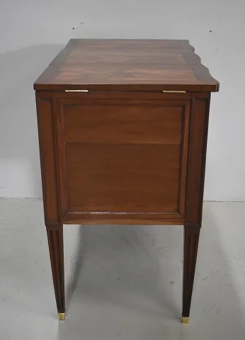 Coiffeuse Louis XVI pour Homme en Acajou XVIIIe