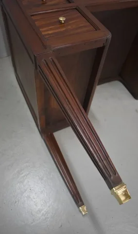 Coiffeuse Louis XVI pour Homme en Acajou XVIIIe