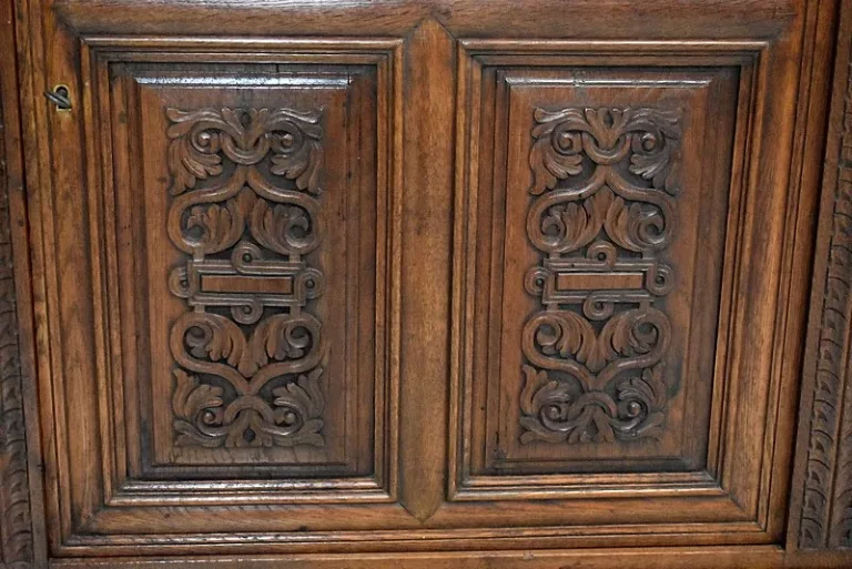 Confiturier - Neo-Gothic dresser - XXth