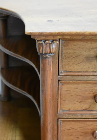 "Mazarin" tiered desk - 19th century