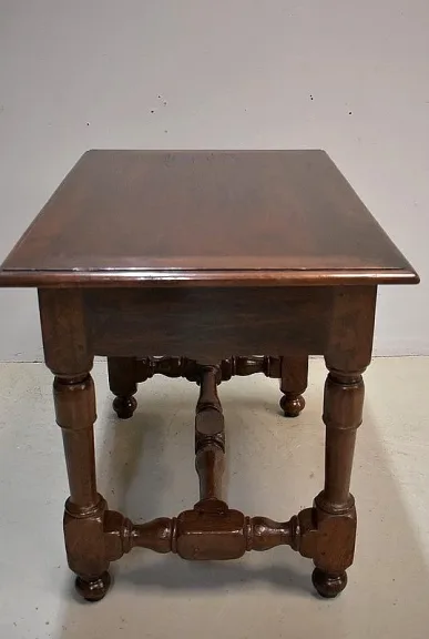 LOUIS XIV PERIOD SCHREIBTISCH