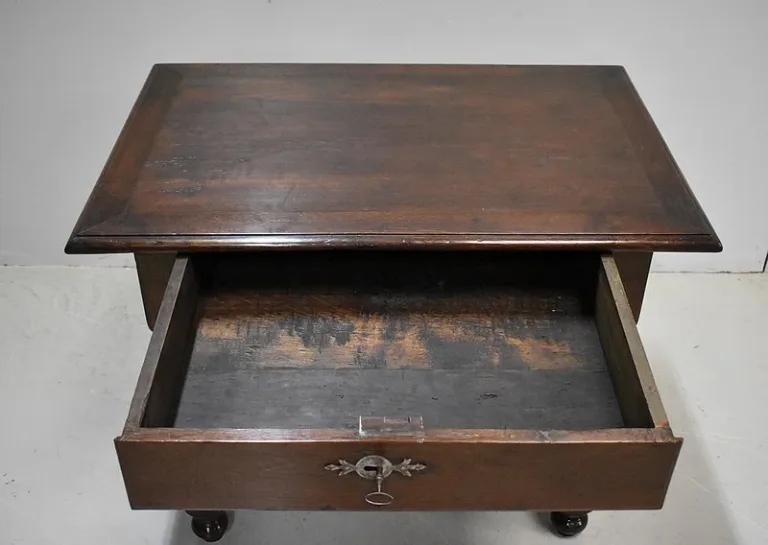 LOUIS XIV PERIOD SCHREIBTISCH
