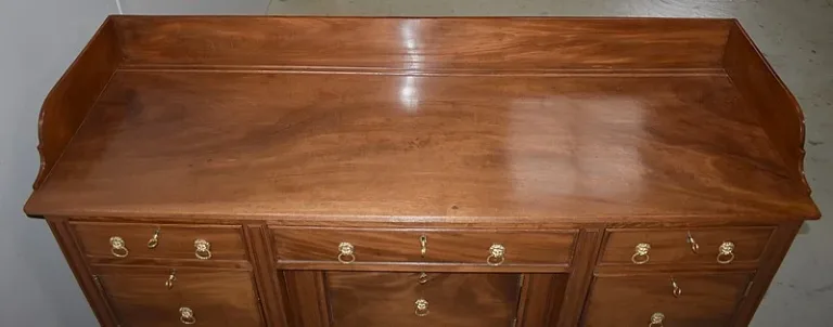 SIDEBOARD INGLES
