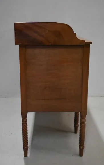 SIDEBOARD INGLES