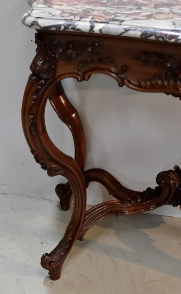 Important console Louis XV to 4 feet - nineteenth
