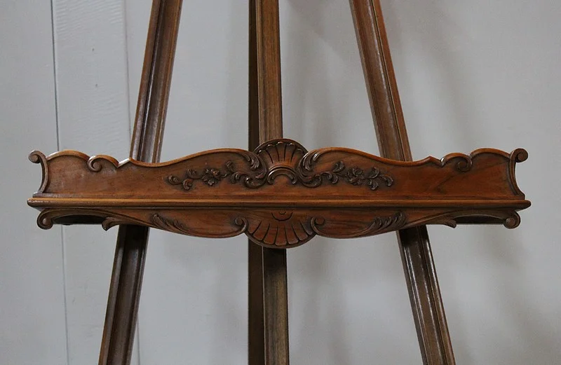 Grand Louis XV easel carved - 1920
