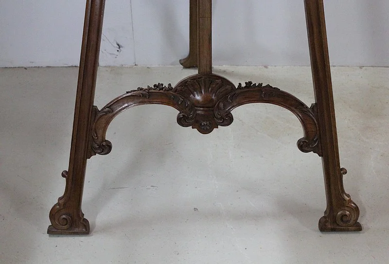 Grand Louis XV easel carved - 1920