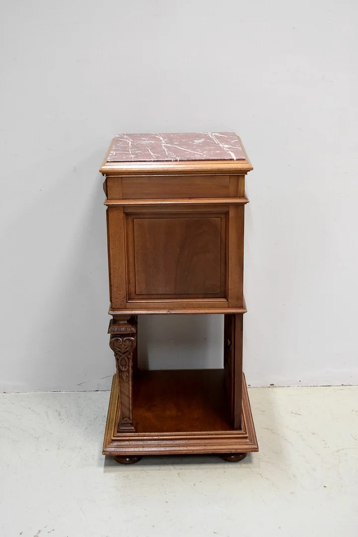 Renaissance sculpted high bedside table - 1900