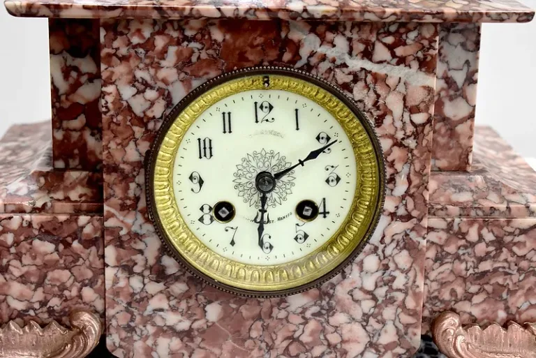 Pendulum with Régule signed Rousseau - XIXth