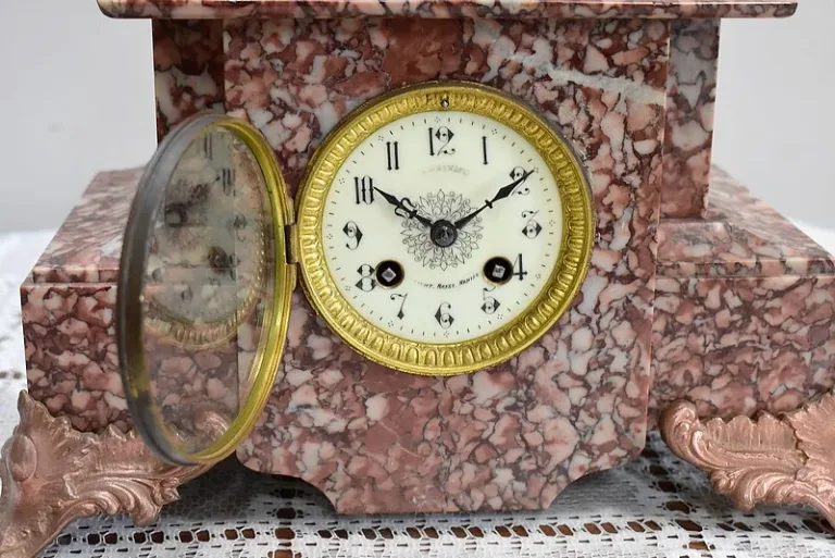 Pendulum with Régule signed Rousseau - XIXth